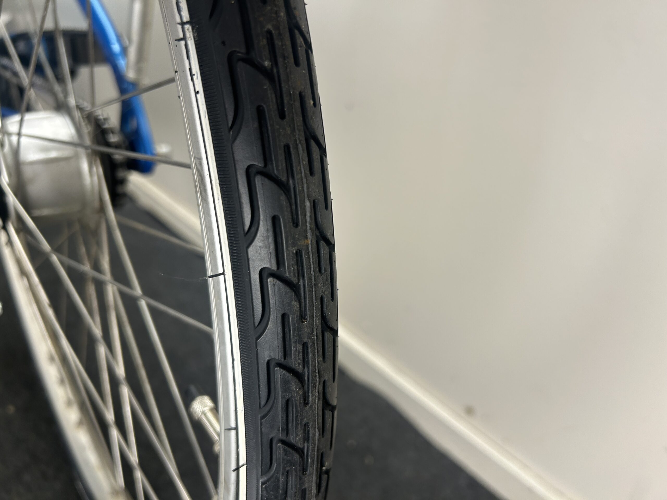 Tweedehands Damesfiets Giant Cosmo 28inch 49CM 8 versnellingen - Afbeelding 7