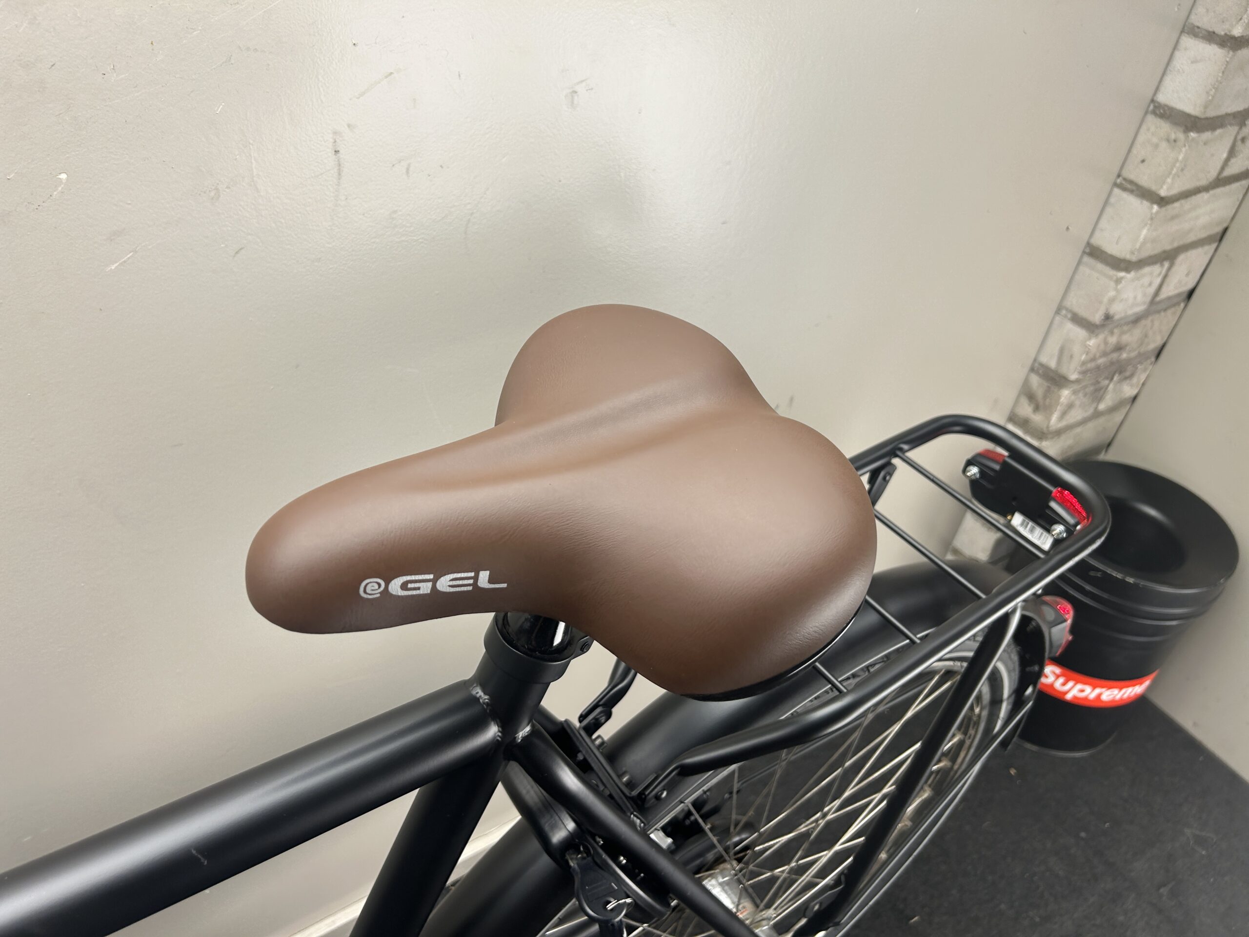 Tweedehands Herenfiets Cortina U1 28inch 60CM 3 versnellingen - Afbeelding 8