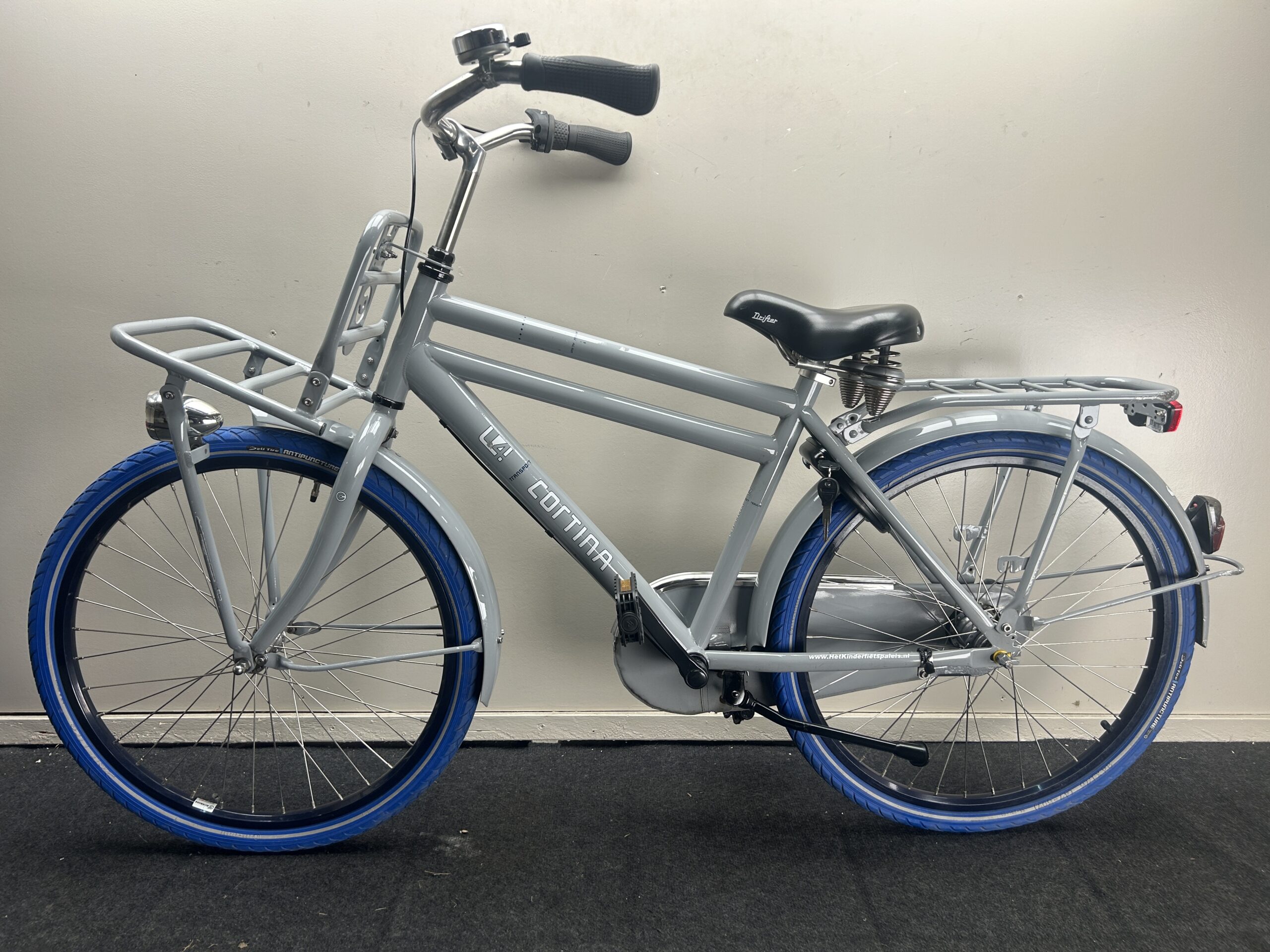 Tweedehands Jongensfiets Cortina U4 24inch 3 versnellingen terugtraprem - Afbeelding 2