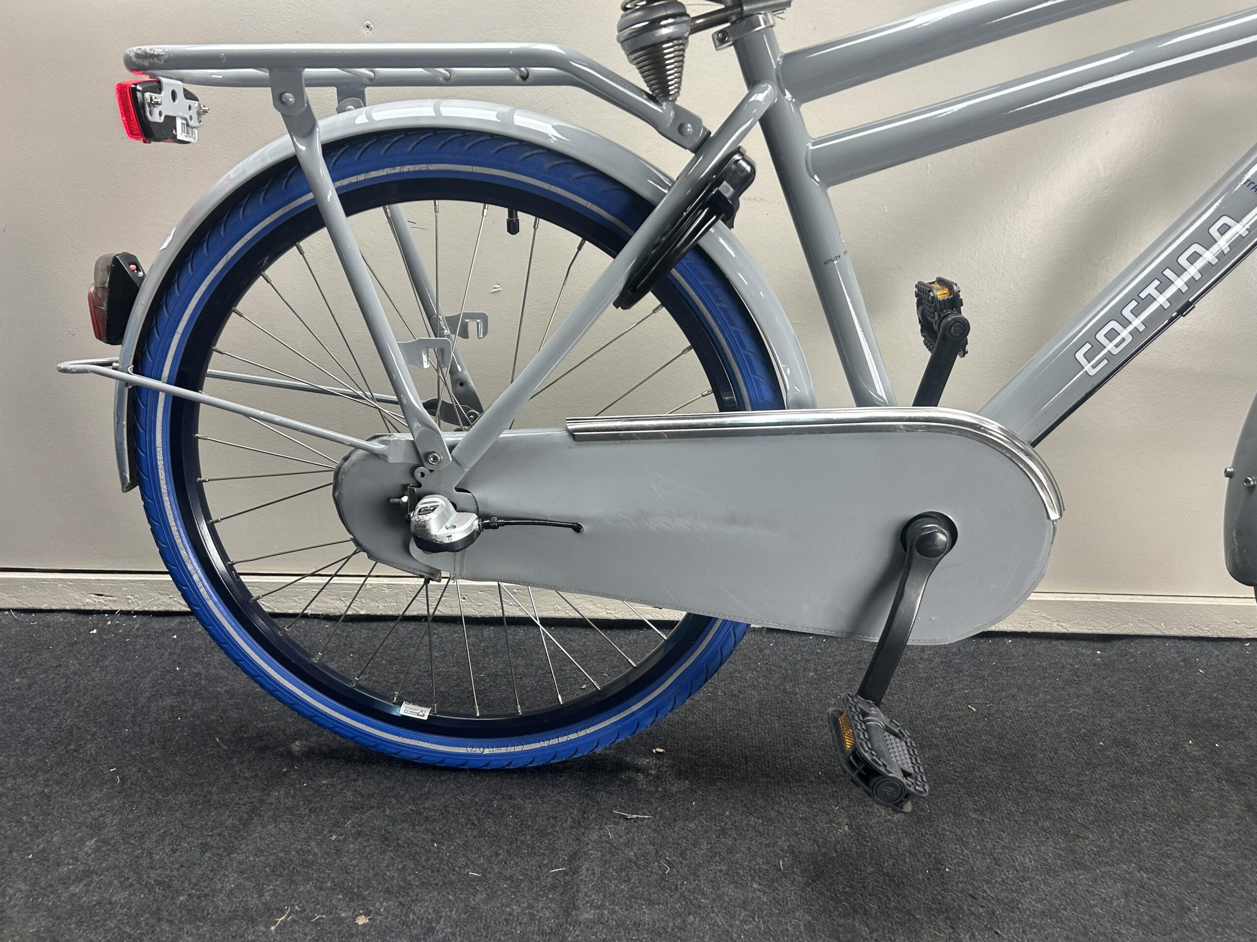 Tweedehands Jongensfiets Cortina U4 24inch 3 versnellingen terugtraprem - Afbeelding 4