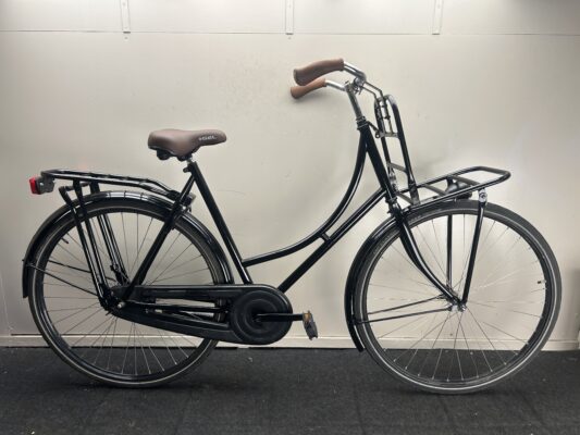Tweedehands Omafiets BSP 28inch 56CM terugtraprem met voordrager