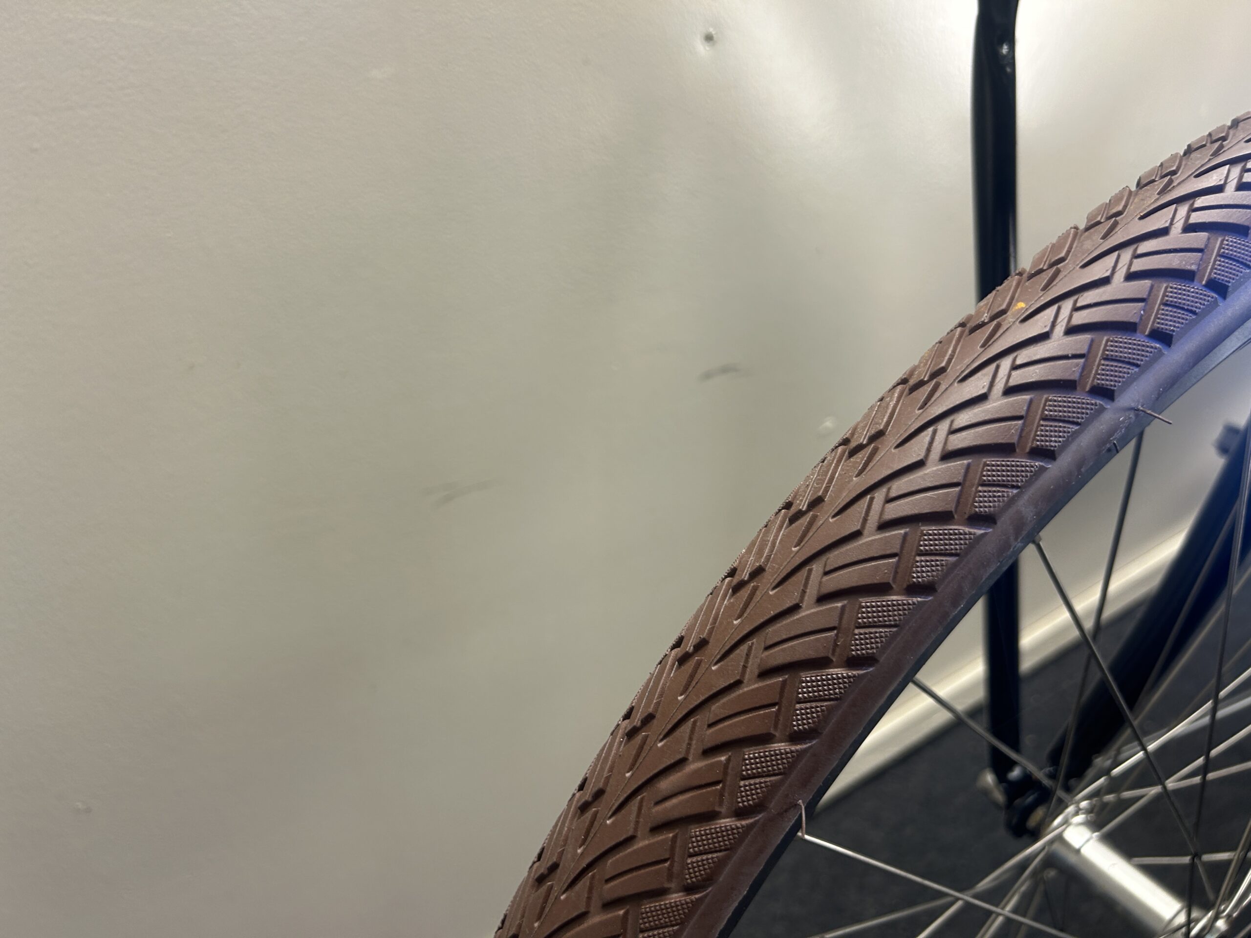 Tweedehands Damesfiets Spirit 28inch 48cm 3 versnellingen terugtraprem - Afbeelding 8