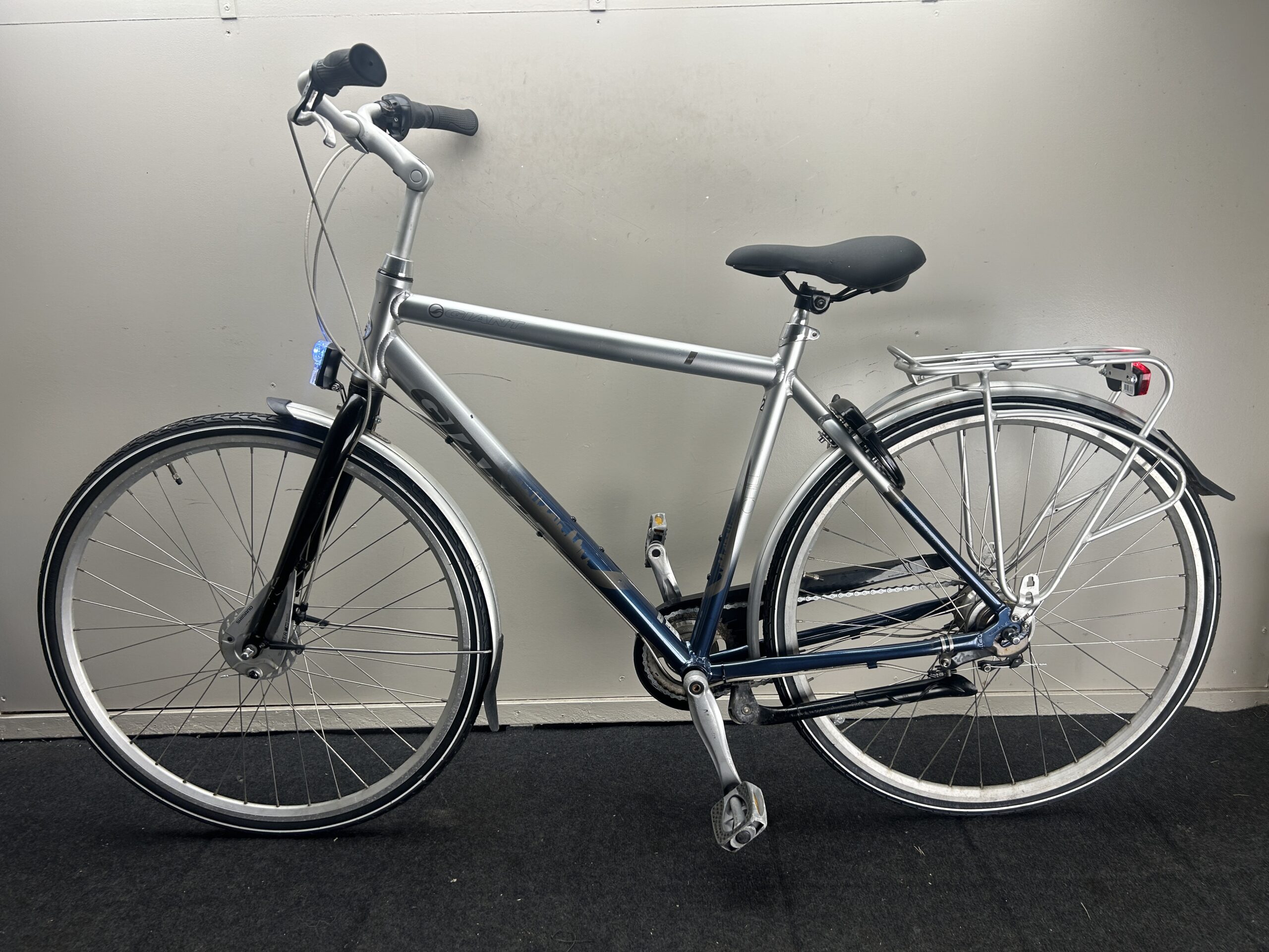 Tweedehands Herenfiets Giant Chill 28inch 54CM 7 versnellingen - Afbeelding 2