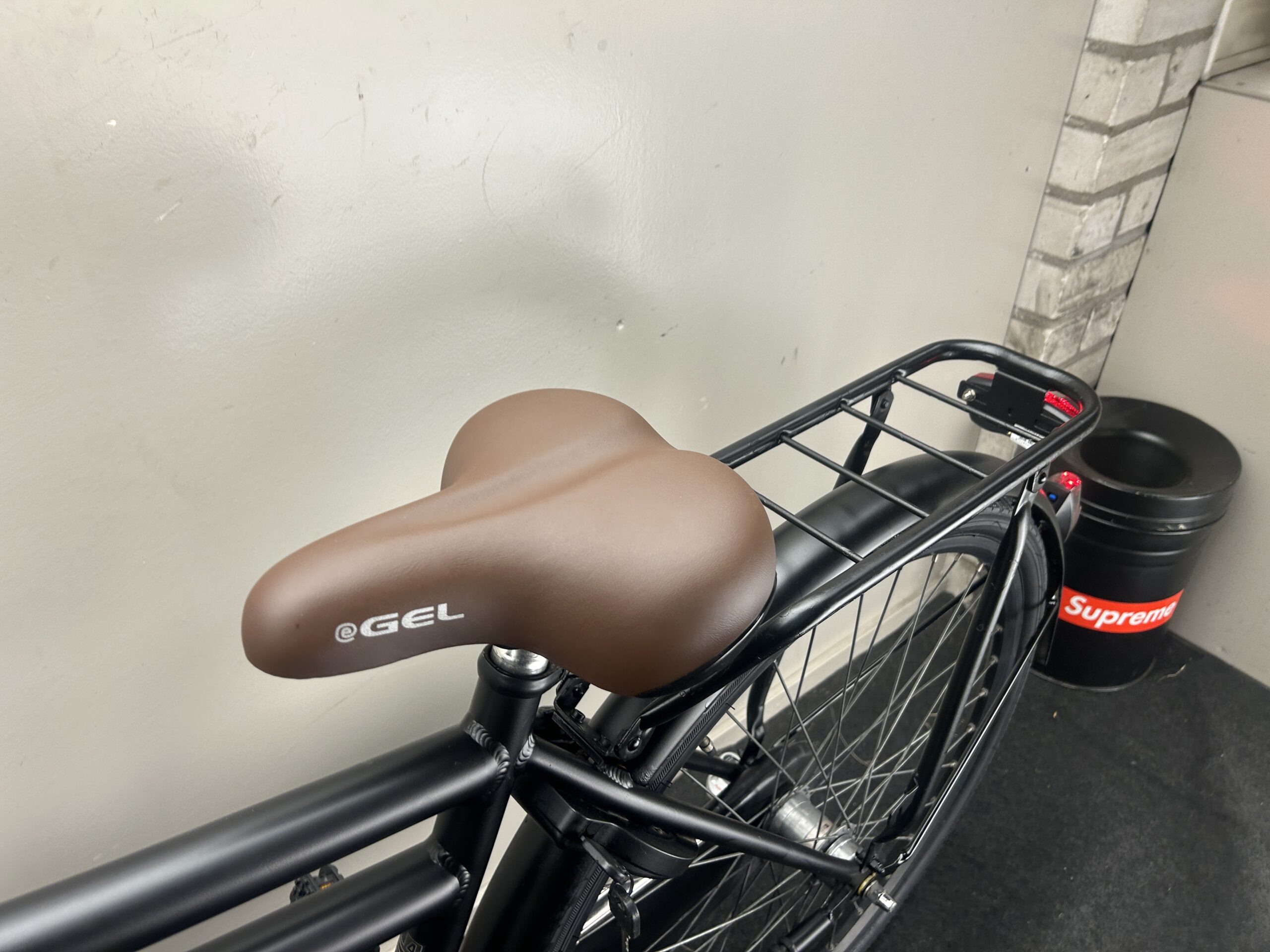 Tweedehands Herenfiets Cortina U4 28inch 50CM 3 versnellingen terugtraprem - Afbeelding 10